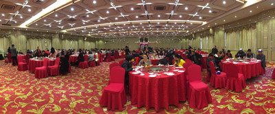 入場就座 入場就座