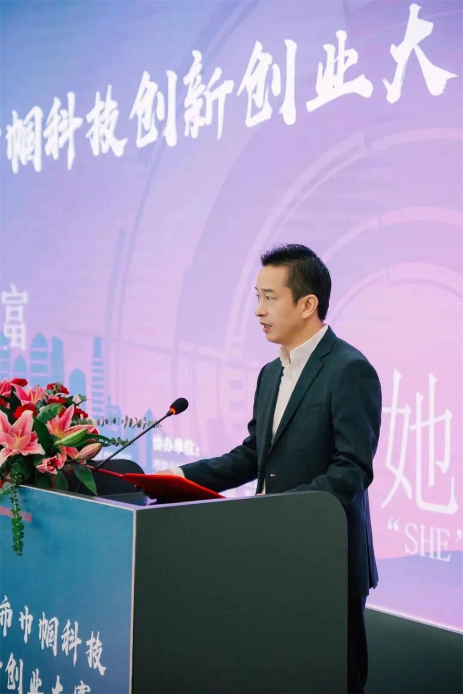 市委副書(shū)記何占宇 市委副書(shū)記何占宇